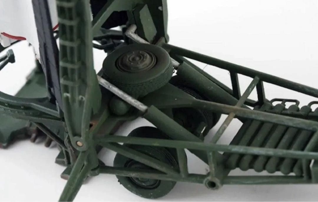 A）PMA製 WWⅡ ドイツ軍V2ロケット弾道ミサイル　1/72 完成品模型