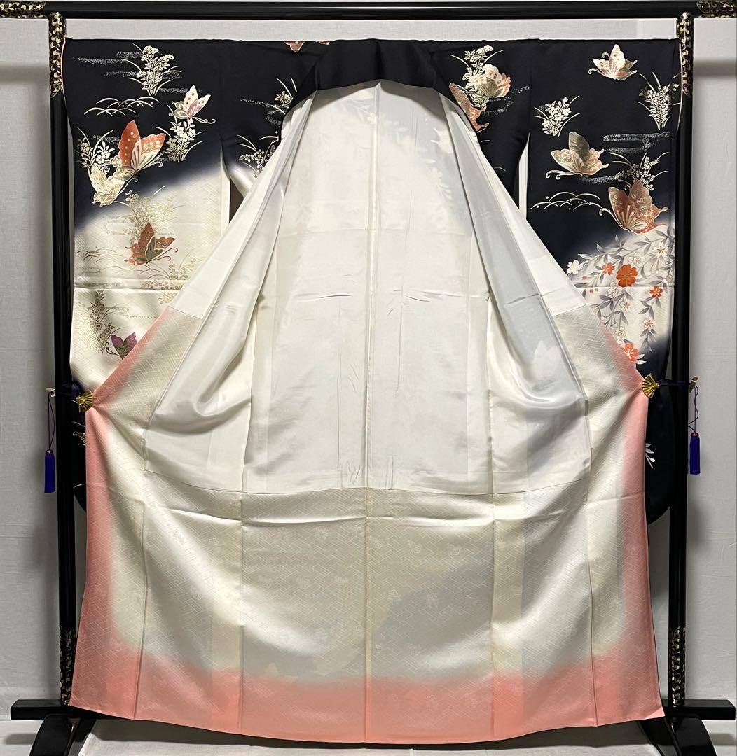 D771 振袖　蝶々　金駒刺繍　枝垂れ桜　正絹　着物　袷　極美品