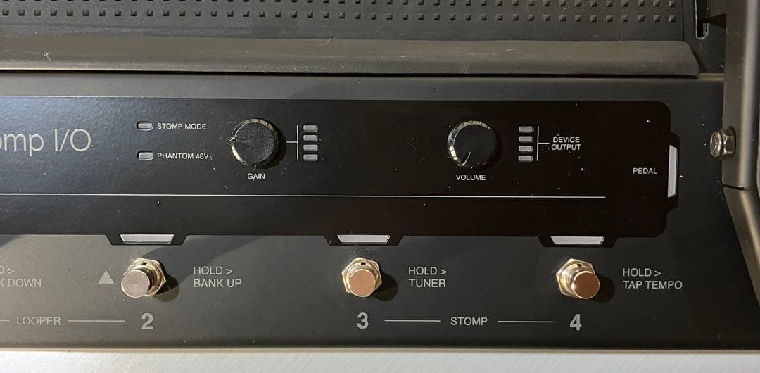 iRig Stomp I/O MIDIコントローラー