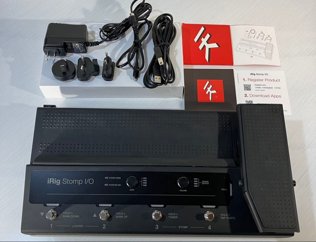 iRig Stomp I/O MIDIコントローラー