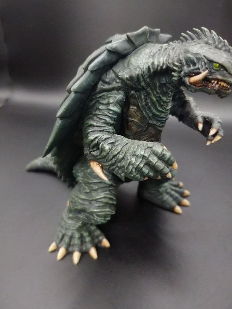 【塗装済完成品】X-PLUS ＧⅢ ガメラ 1999 1/700スケール