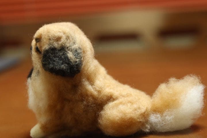 羊毛フェルト　ペキニーズ