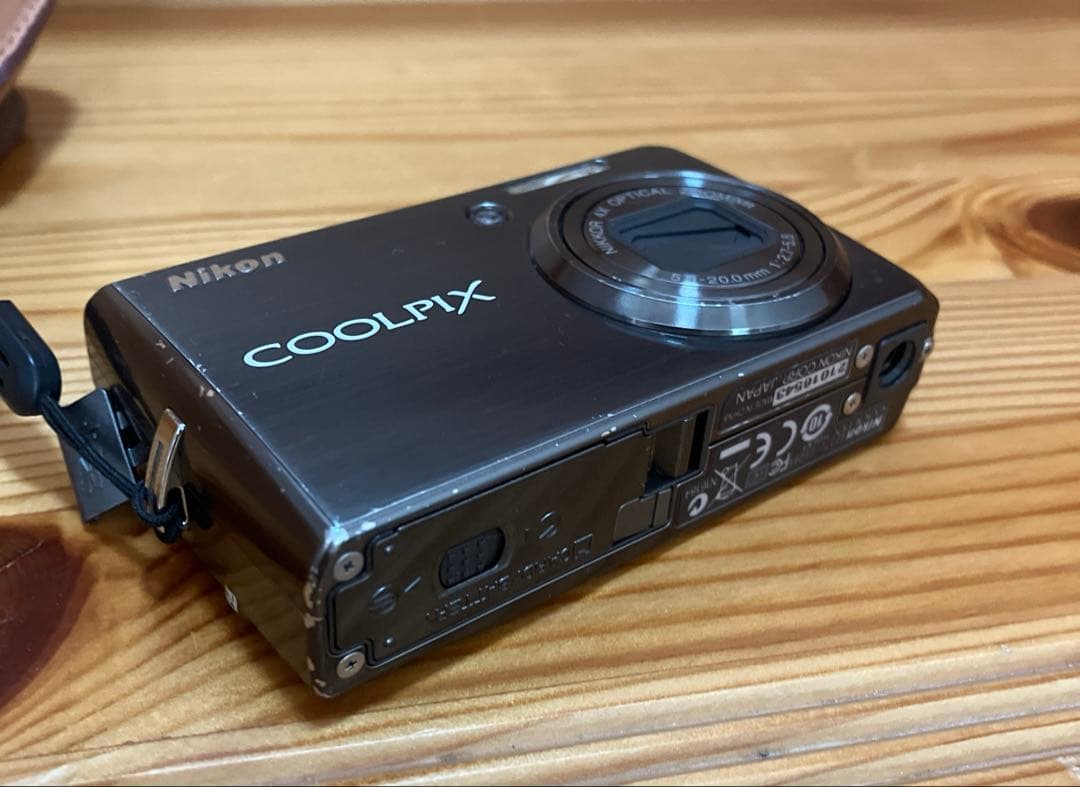 Nikon COOLPIX S600 コンパクトデジタルカメラ