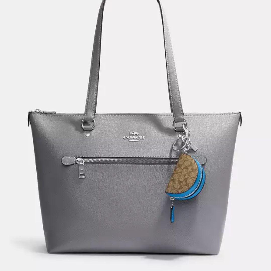 ❤新品未使用❤COACH ミニ ハーフ ムーン バッグ チャーム・シグネチャー