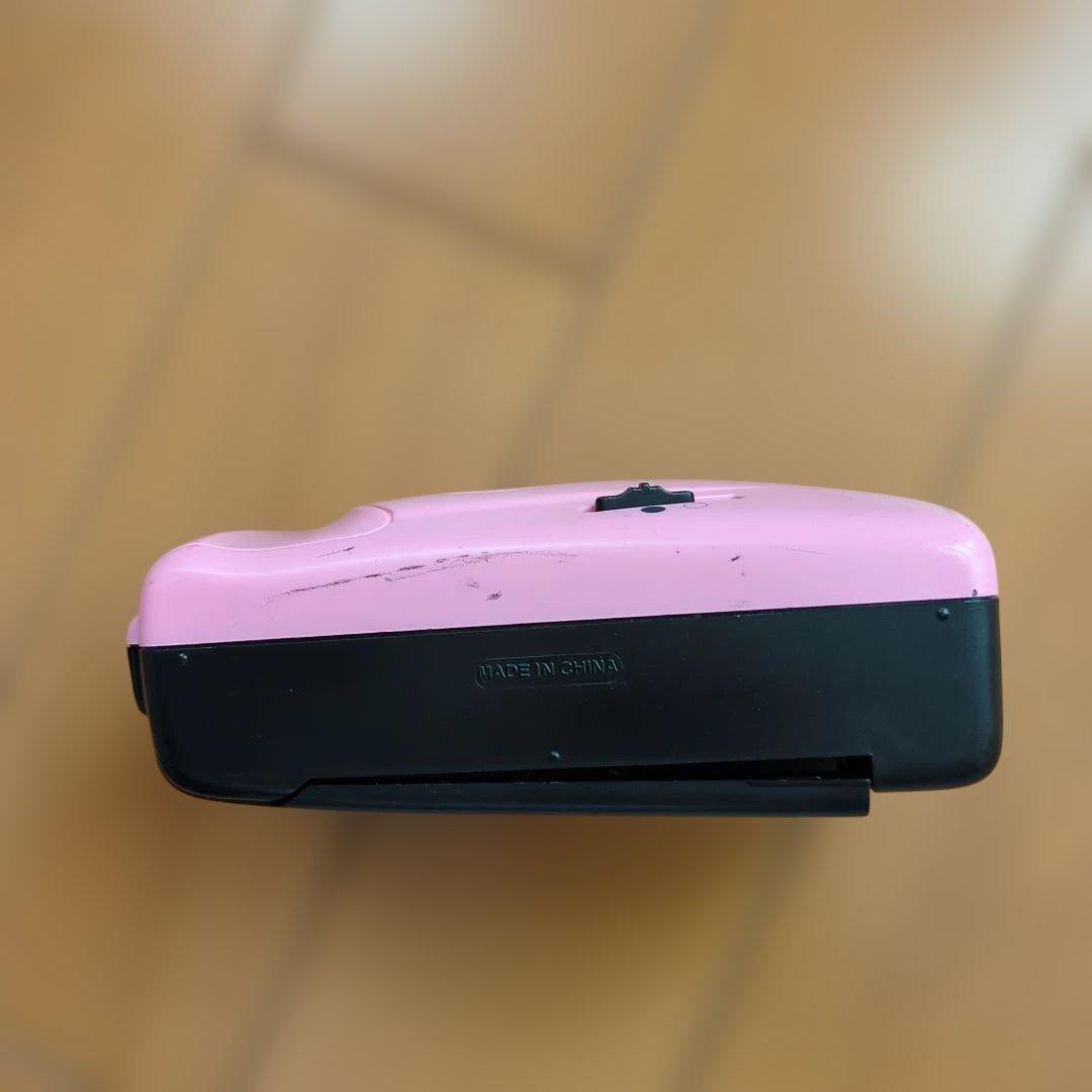 サンリオ ハローキティ 35mm　フィルムカメラ　トイカメラ