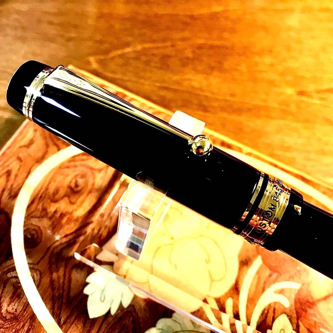 ☆ほぼ新品☆最極上品☆素晴らしいパイロットカスタム845漆万年筆(M)