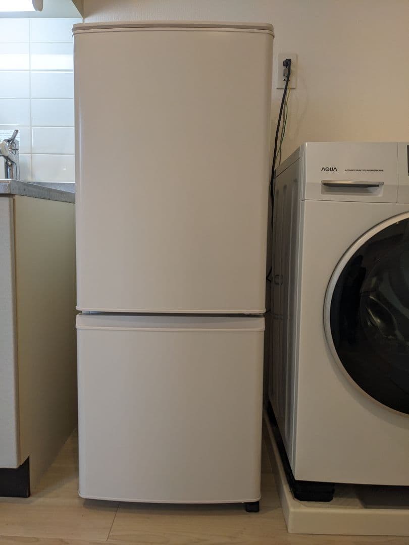 三菱電機 2ドア冷蔵庫 MR-P15G-W 2022年製 単身者 一人暮らし向け