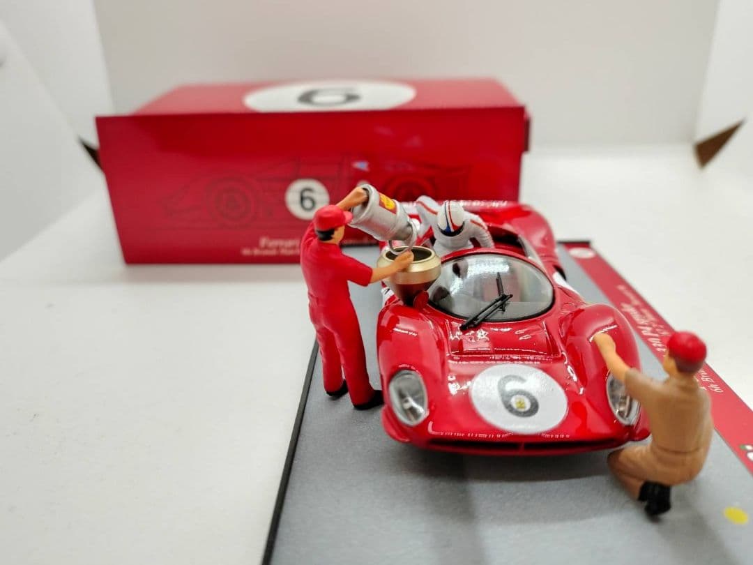 1/43 brumm　Ferrari 330 P4 spyder　200台限定