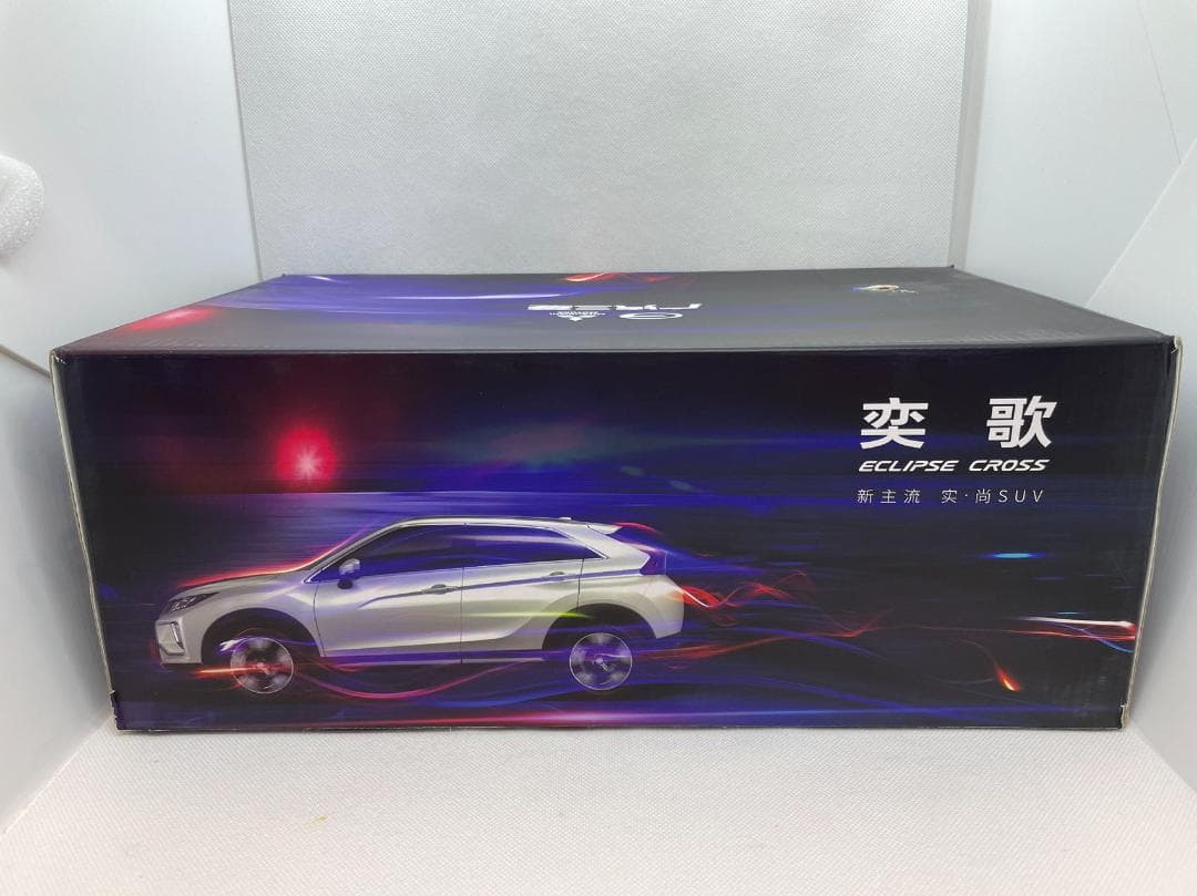 305-109 三菱 1/18 エクリプス クロス  ホワイト