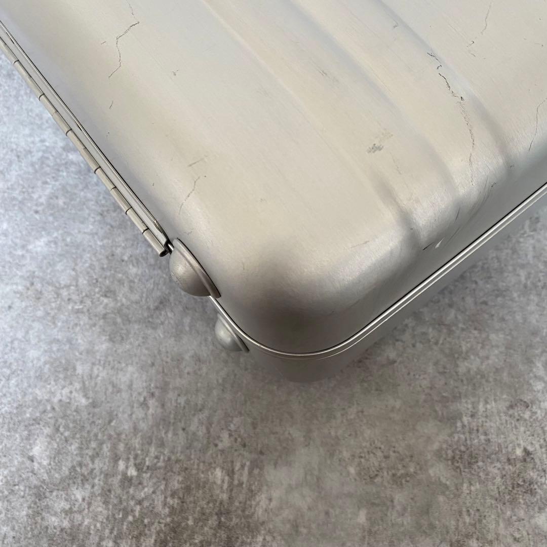 ゼロハリーバートン　アタッシュケース　カメラケース　エリート　シルバー　アルミ