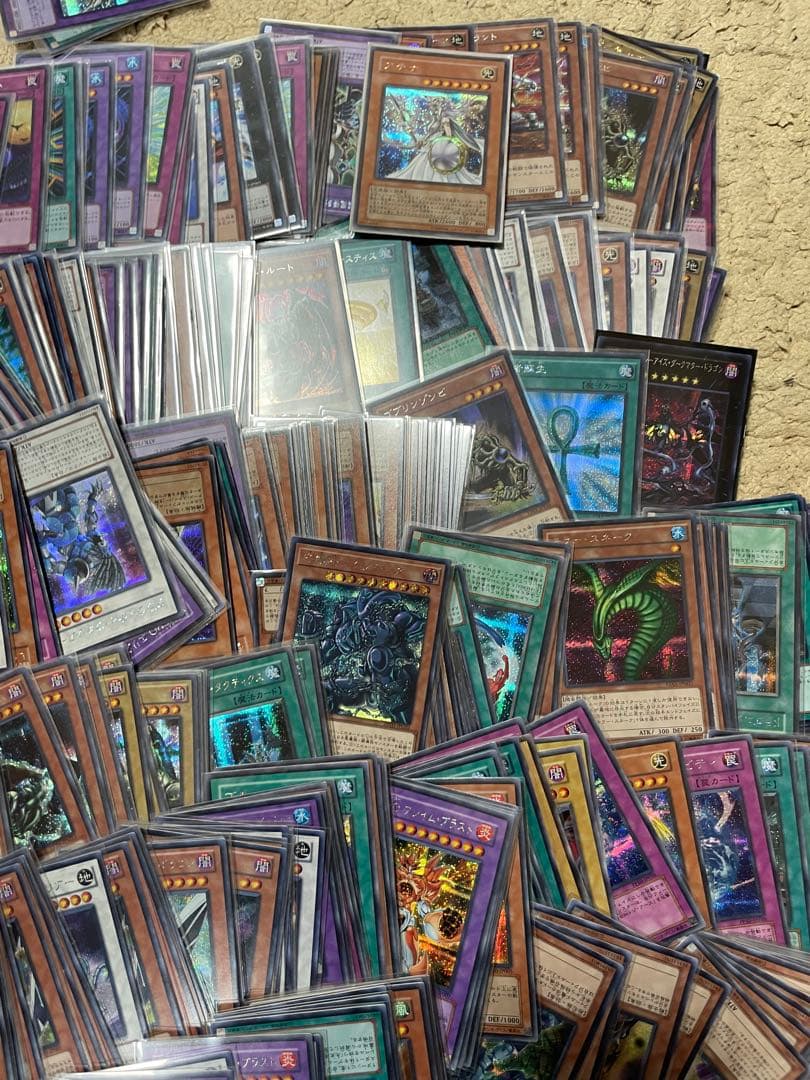 遊戯王　スーパーレア以上　まとめ売り　4000枚程度　初期　2期あり
