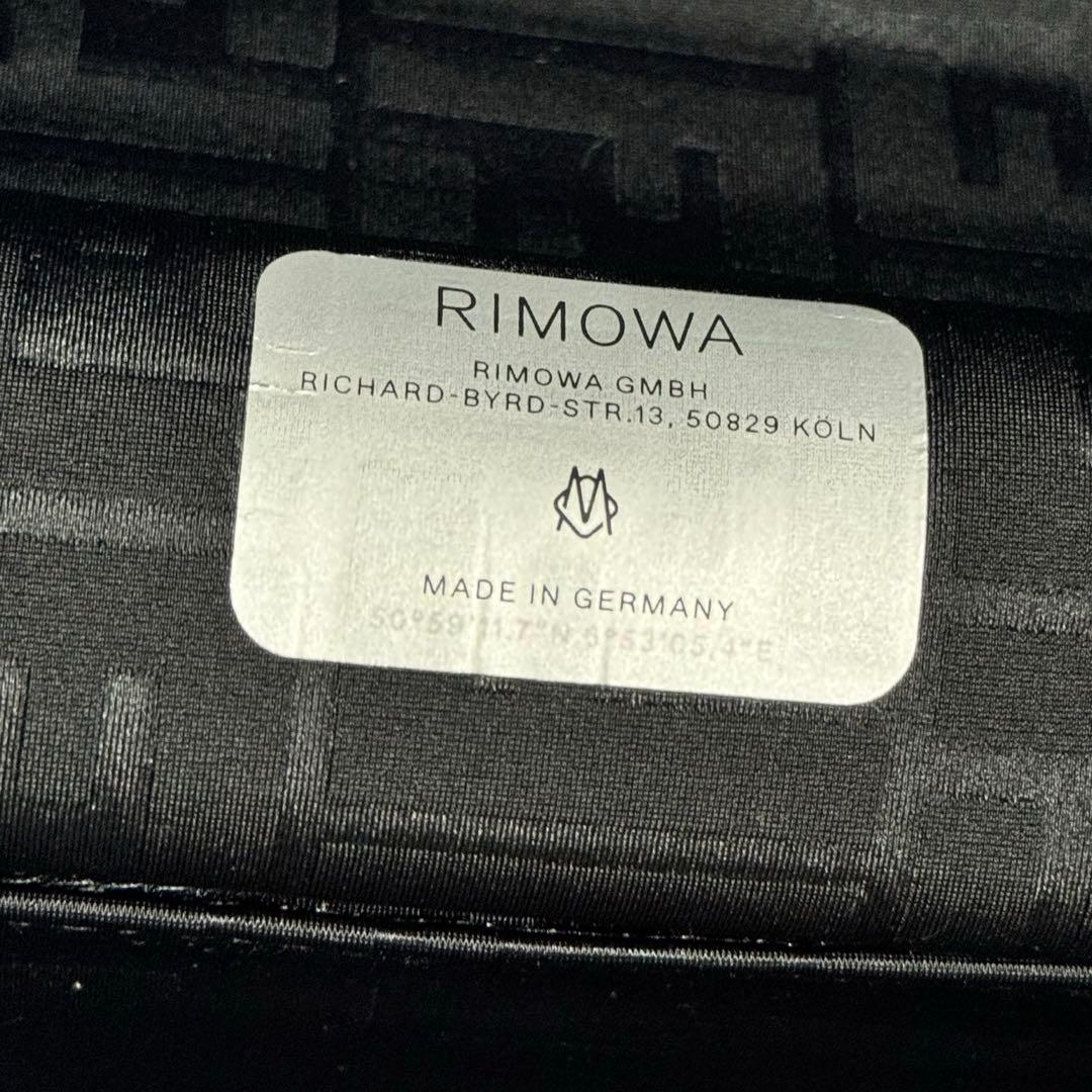 未使用✨RIMOWA×FENDI リモワ　フェンディ　コラボキャリーケース　４輪