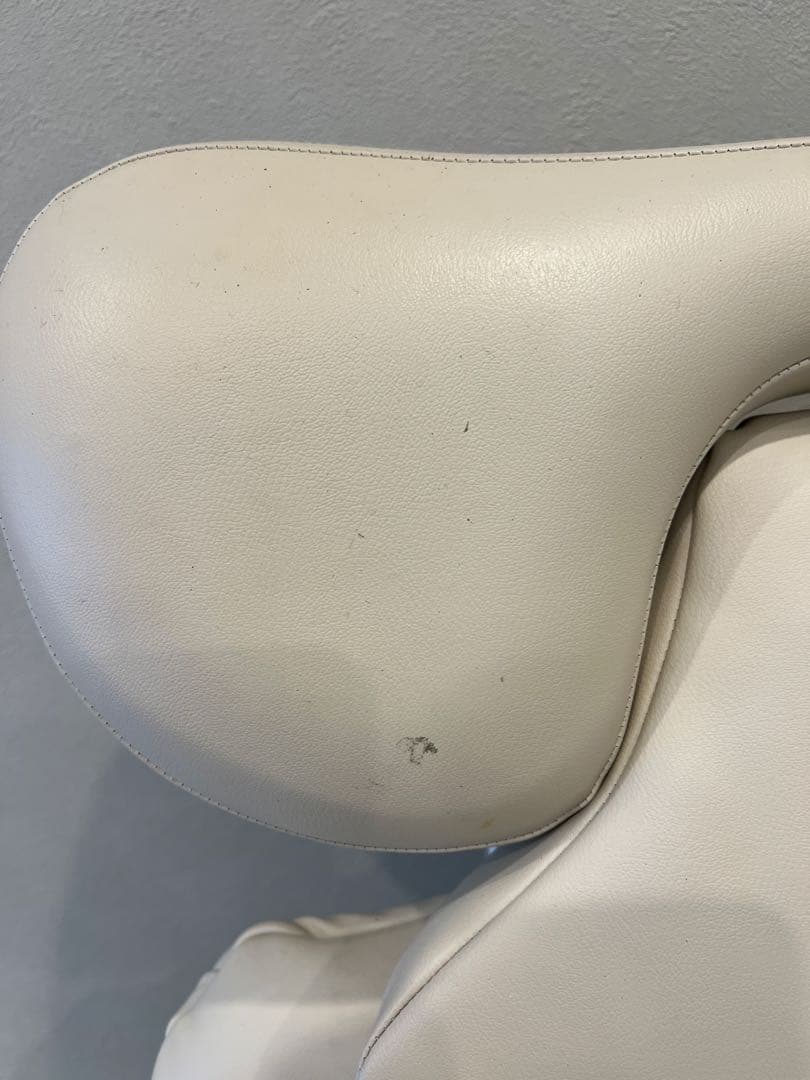 【タカラベルモント製　アイラッシュリクライニングチェアリーチェ】美品