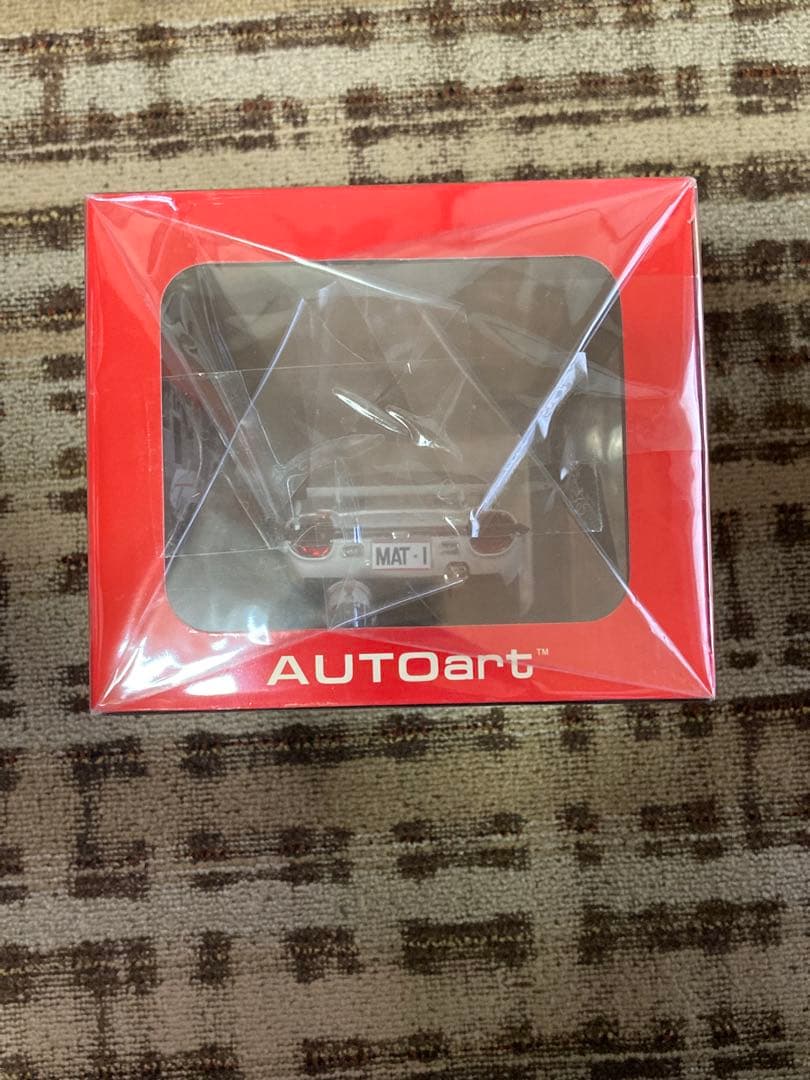 オートアート 1/18 ウルトラマン MAT車両 モデルカー　模型