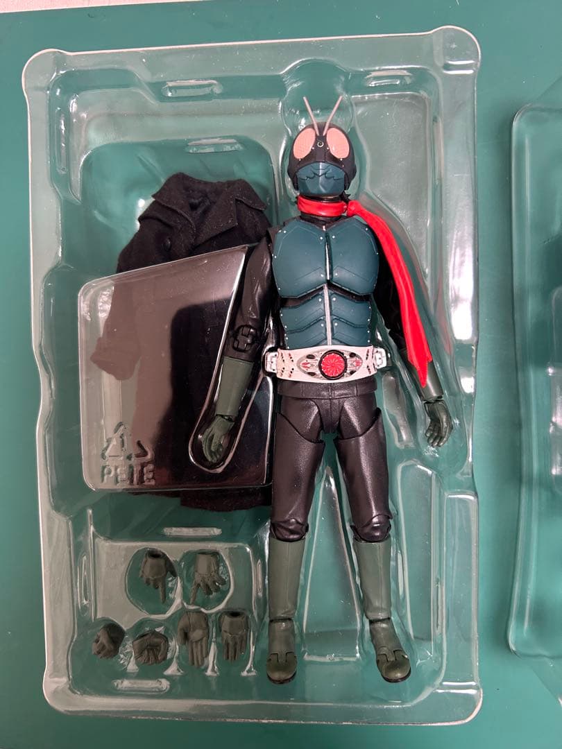 s.h.figuarts フィギュアーツ　シン仮面ライダー　 1号　2号