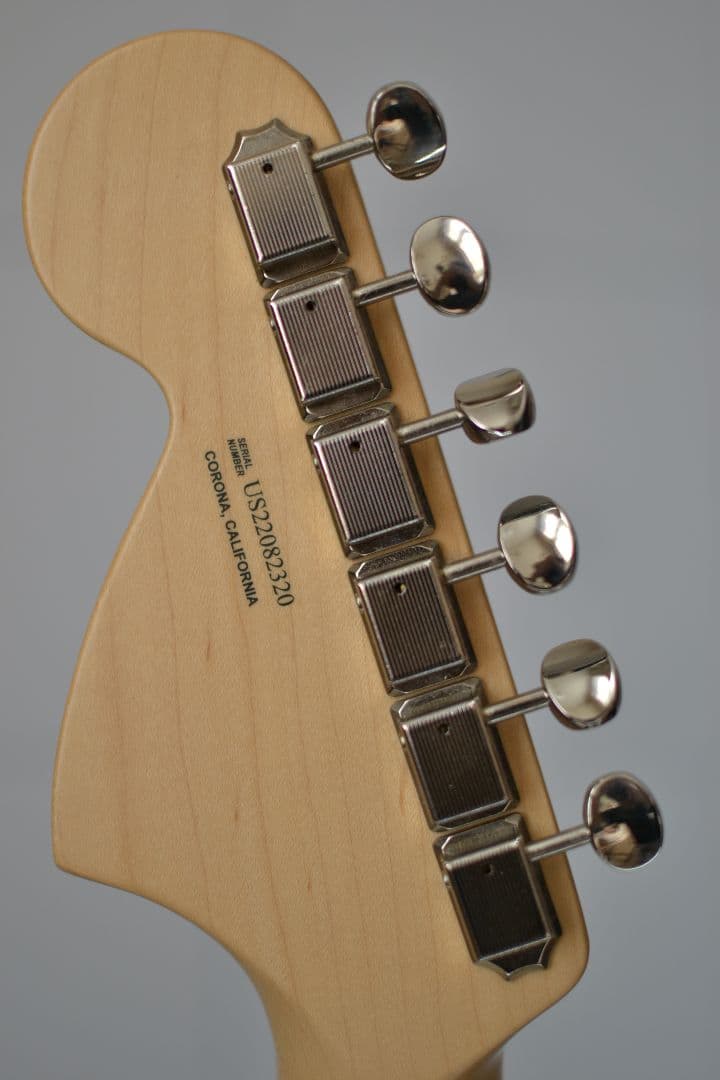 8*様 Fender American Performer Stratocast