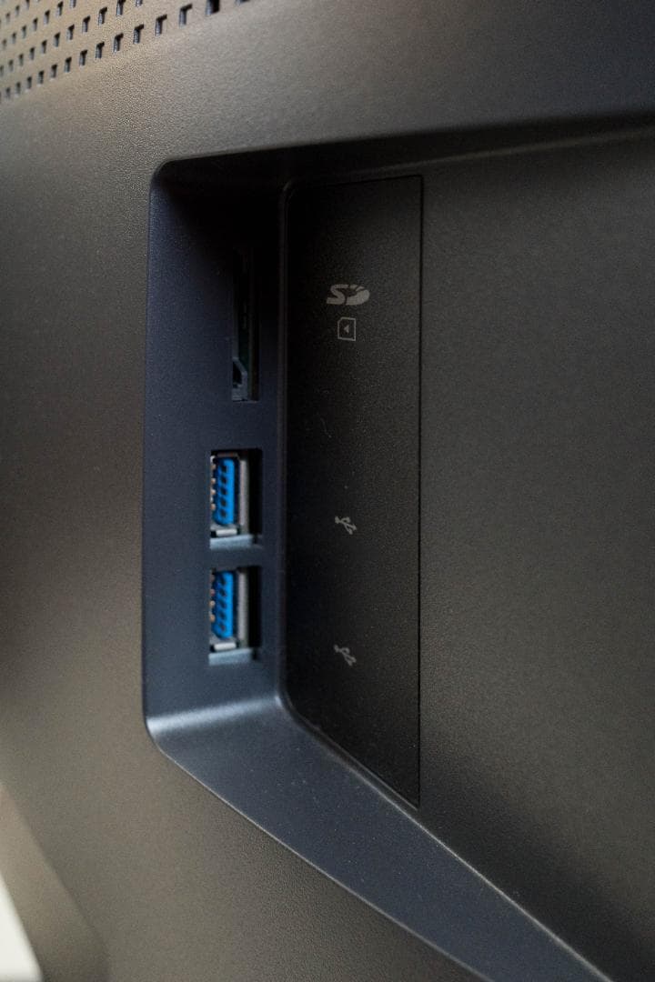 BenQ SW270C カラーマネジメントモニター 27インチ 遮光フード付