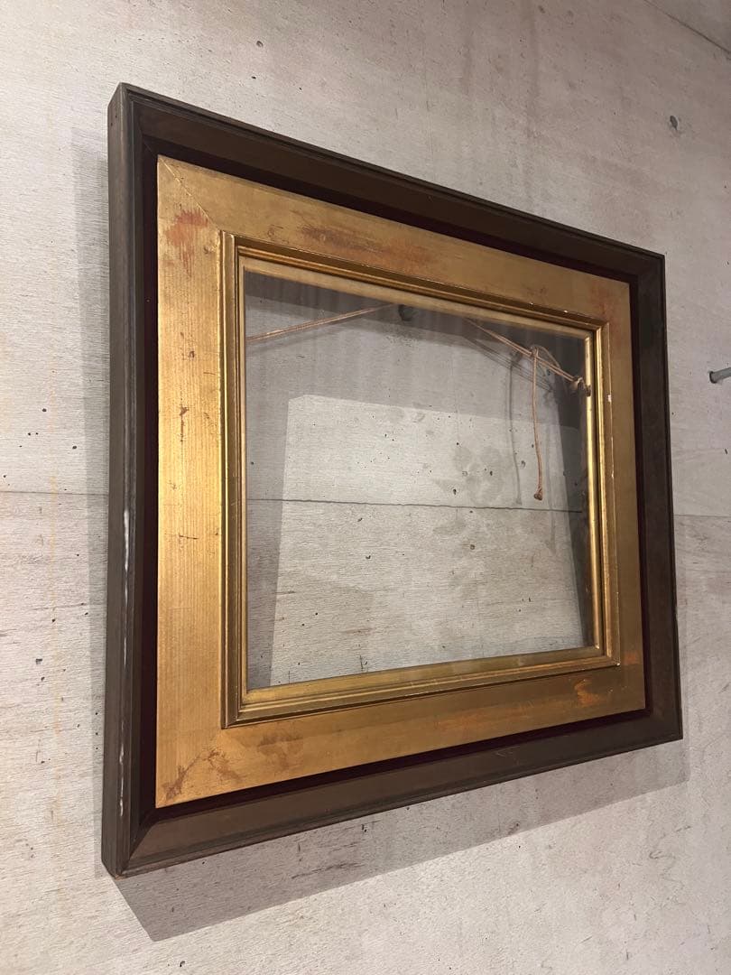 【アンティーク】ゴールドとブラウンの木製額縁　ヴィンテージフレーム