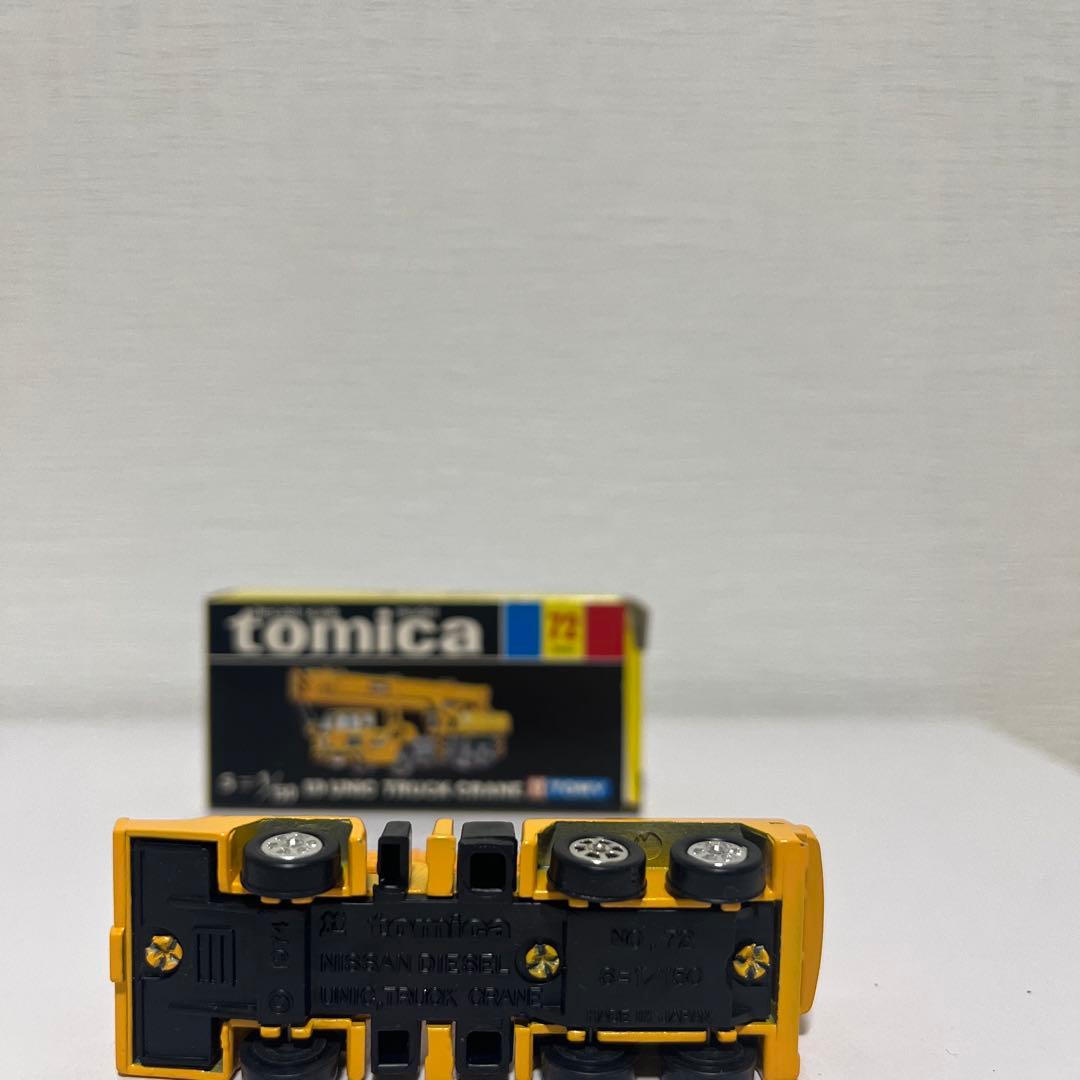 黒箱トミカ72 UNICトラック 1/150 スケール