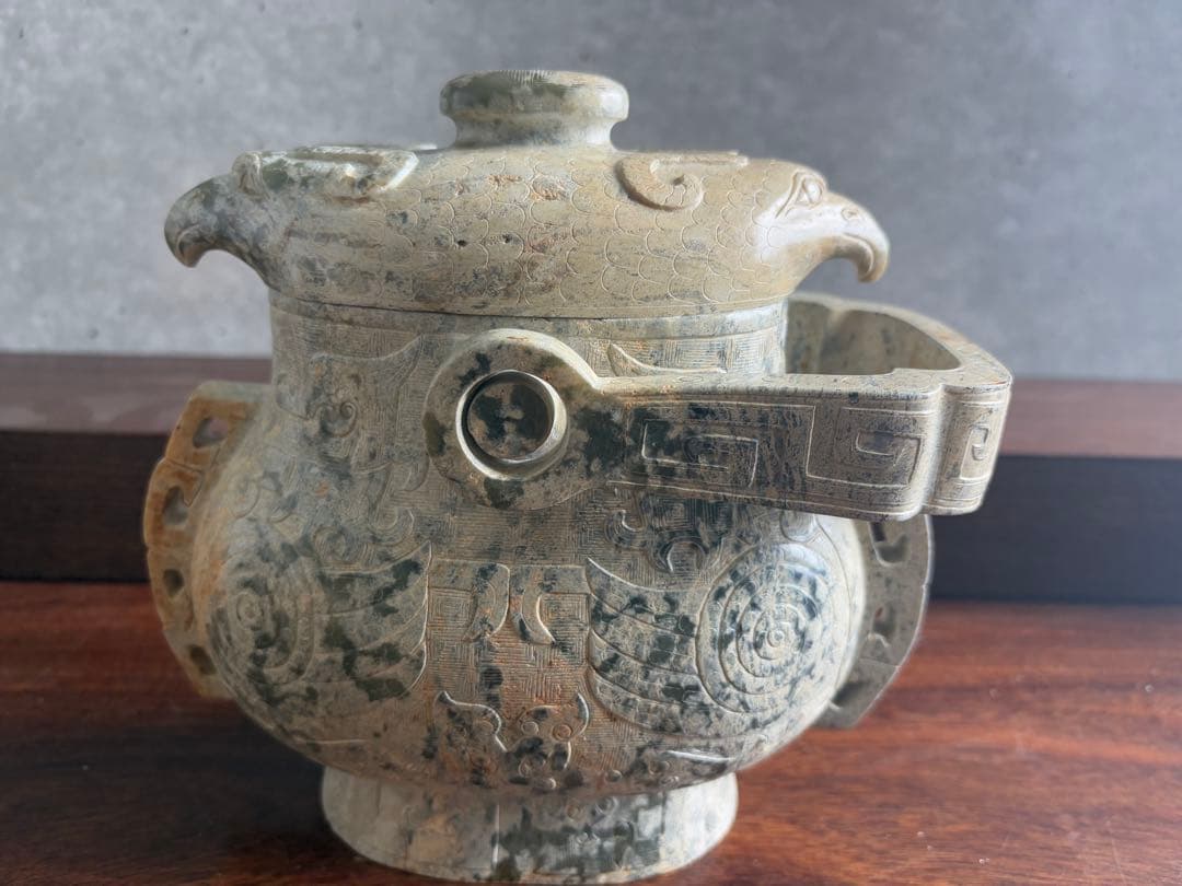 石？玉？の中国的な置物　中国美術 19cm 2.3 kg