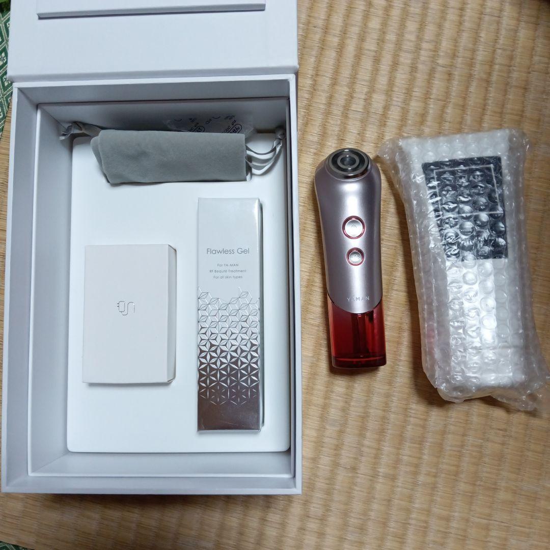 〈使用済み〉〈値引き交渉可〉YA-MAN 家庭用美顔器 ブルーム レッド S10