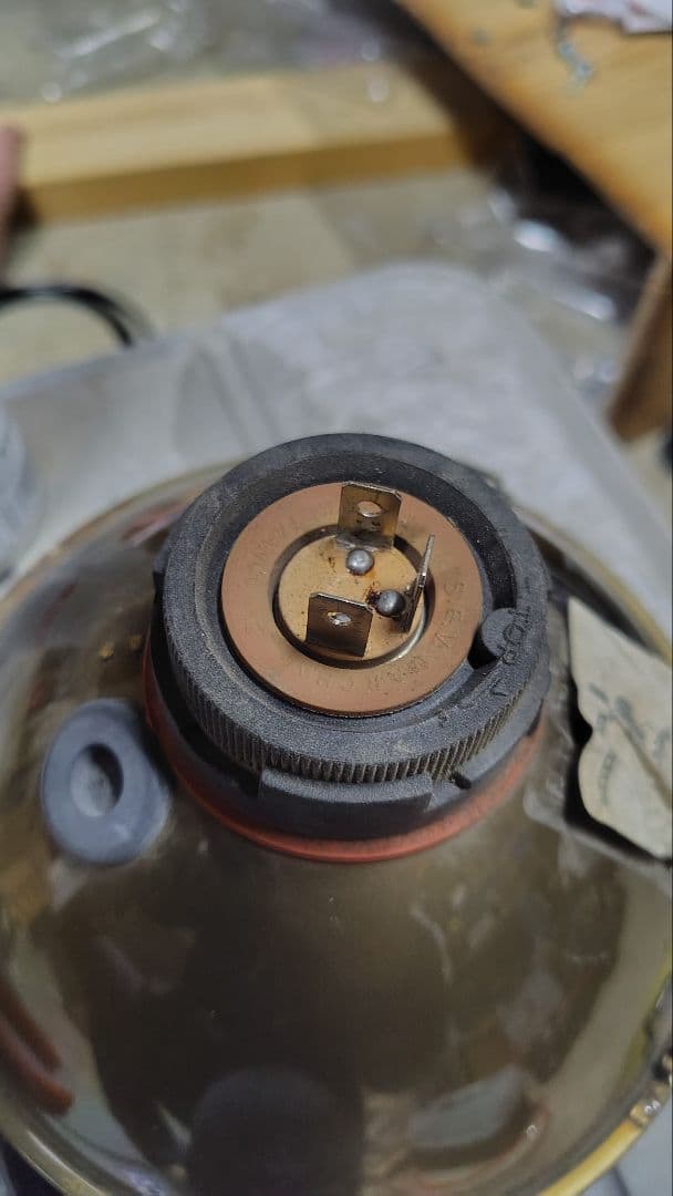 古いマーシャルランプ