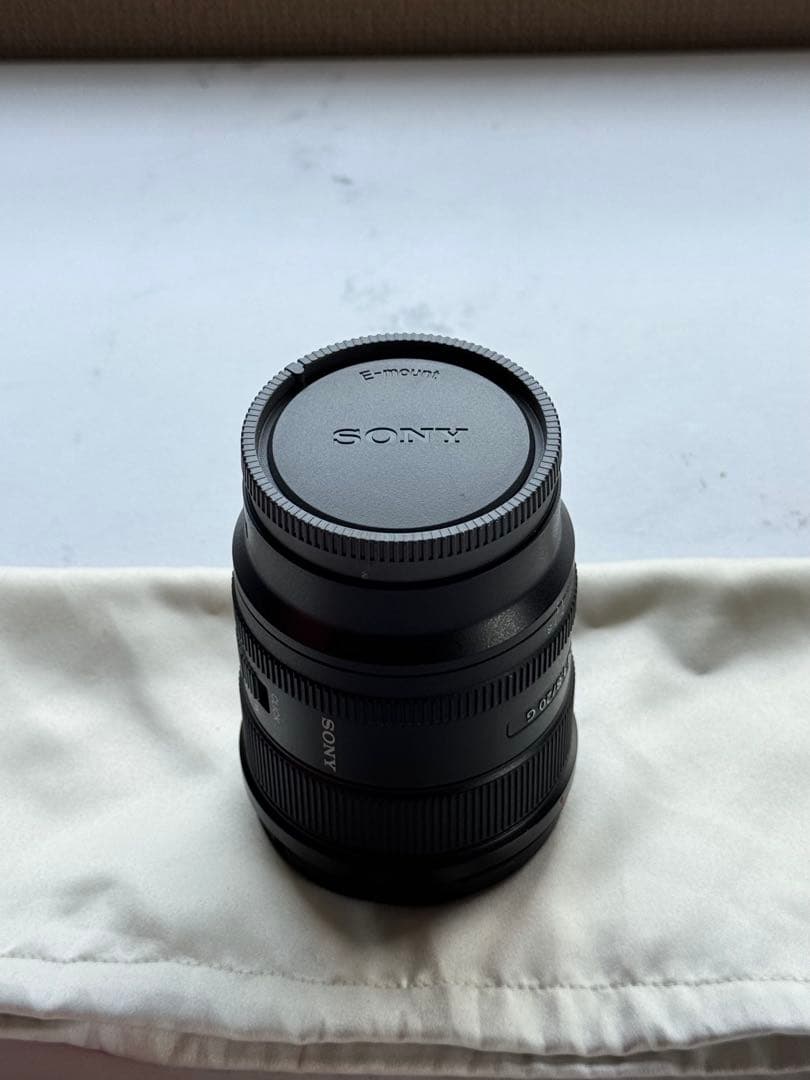 【ほぼ新品】SONY FE 20mm F1.8 G 付属品／箱有り