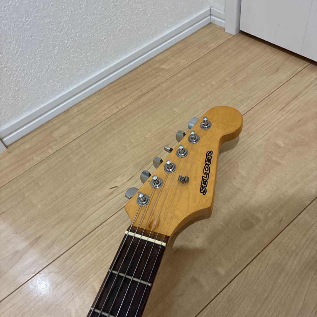 いい音です　selder ストラトキャスタータイプ　弦高調整済み　です