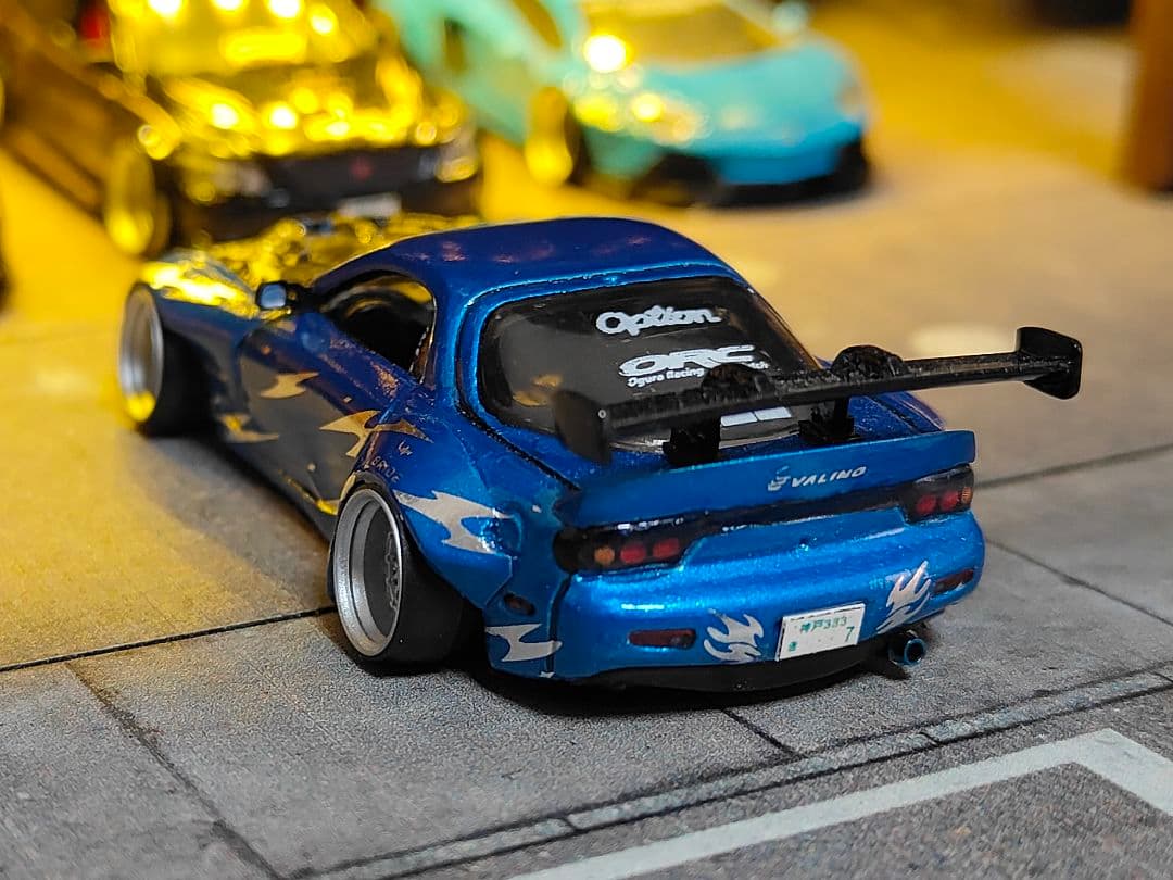 ホットウィールカスタム マツダ RX7 ドリ車 フルエアロ ☆深リム☆トミカ改造