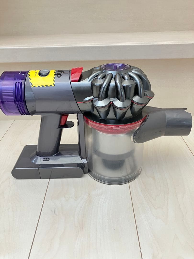 分解清掃済み　ダイソン V8 slim fluffy SV10K