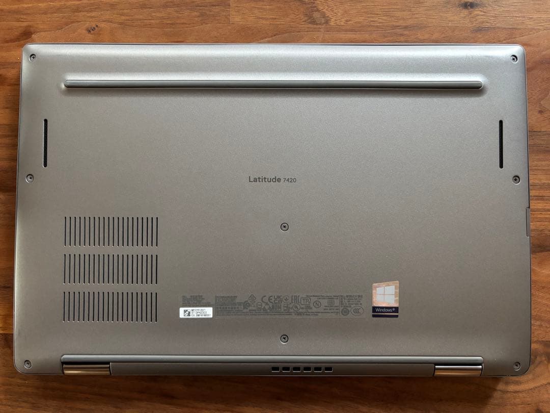 DELL Latitude 7420 Core i7/32Gドイツ語キーボード