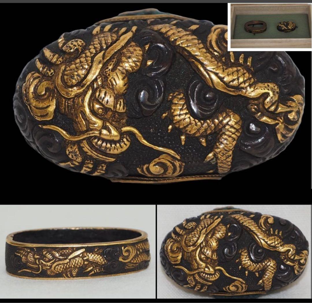 送料無料　コレクター放出品　時代物　金象嵌龍文彫　縁頭　刀装具　木箱付