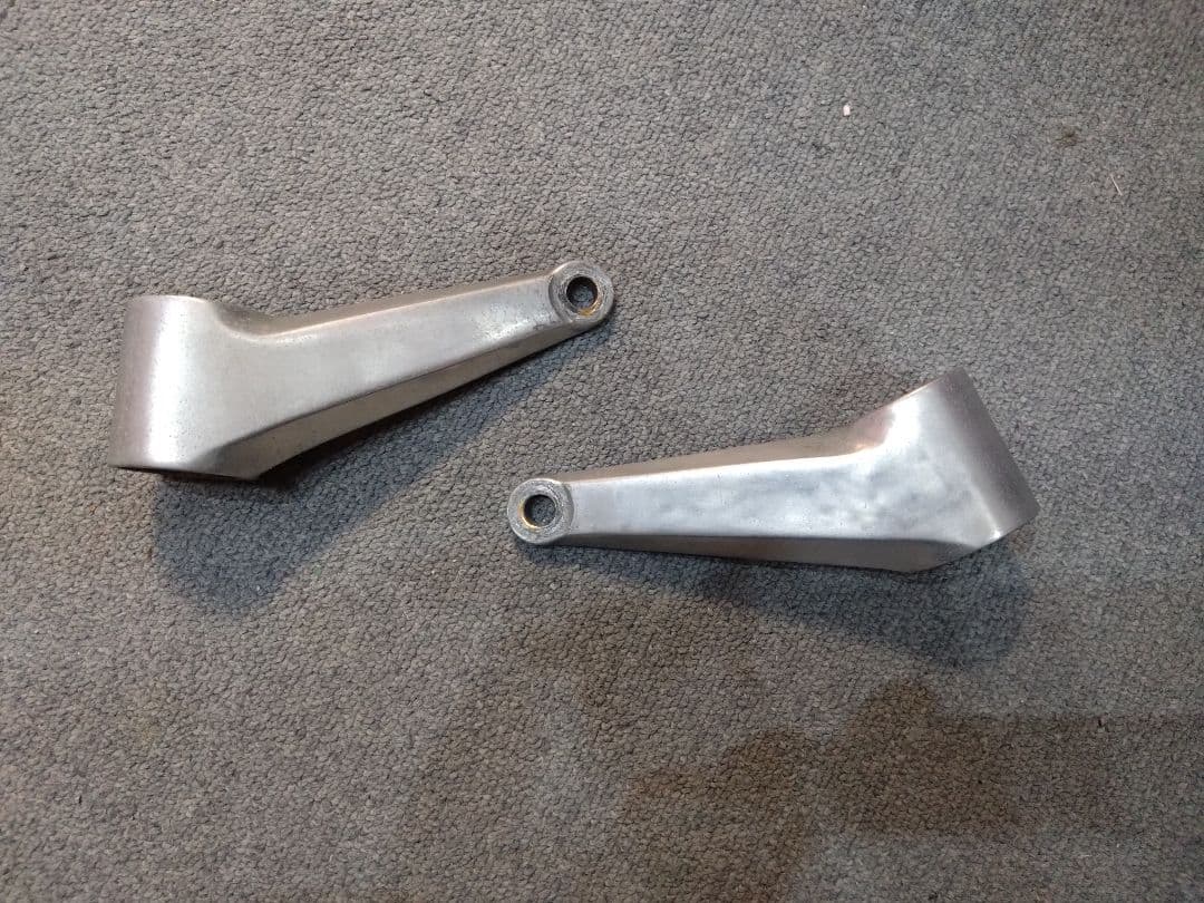 WM製ヘッドライトステー　SR400 35ミリ