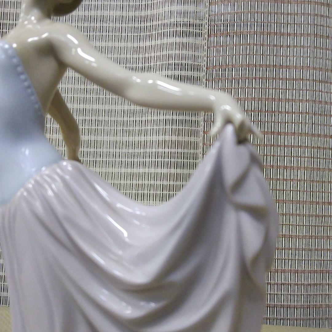 ☆期間限定理由あり特価！【リアドロ『踊る少女』現状品】