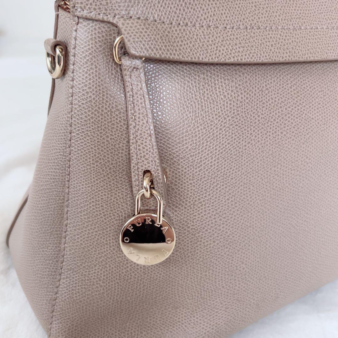 【美品】FURLA フルラ パイパー L ベージュ ハンドバッグ