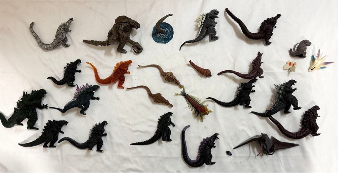 HGゴジラ　食玩ガチャ等トレーディングフィギュア　まとめ売り　シンゴジラ　バトラ