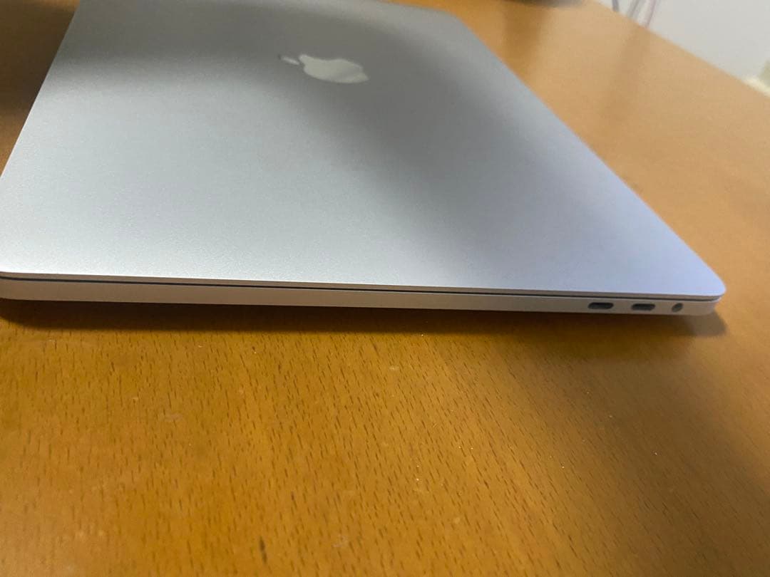 MacBook Pro 13インチ 2020 Core i5 16GB