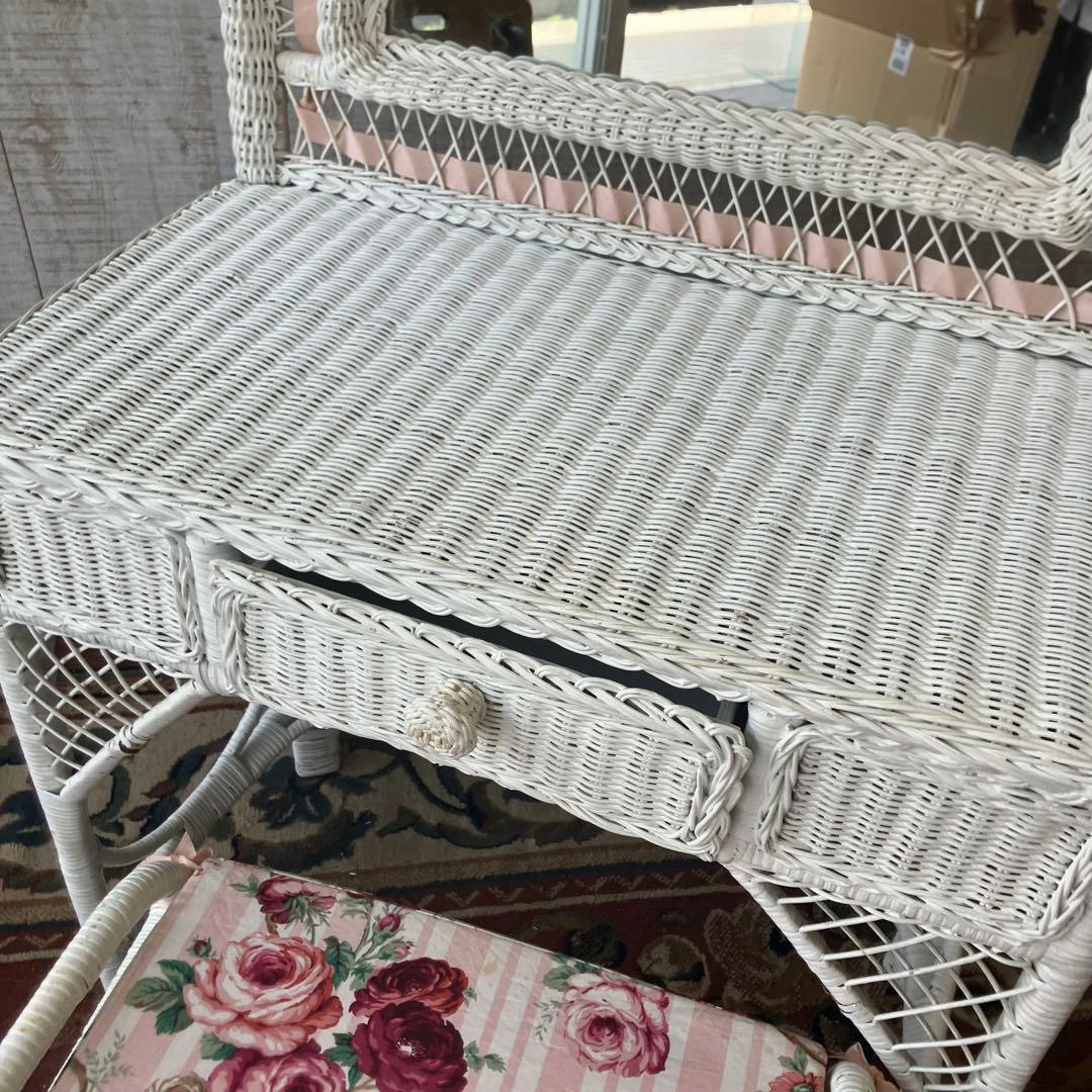 北欧レトロ 姫系 ラタンドレッサー 鏡台 椅子&ゴミ箱付き ビンテージ 古家具