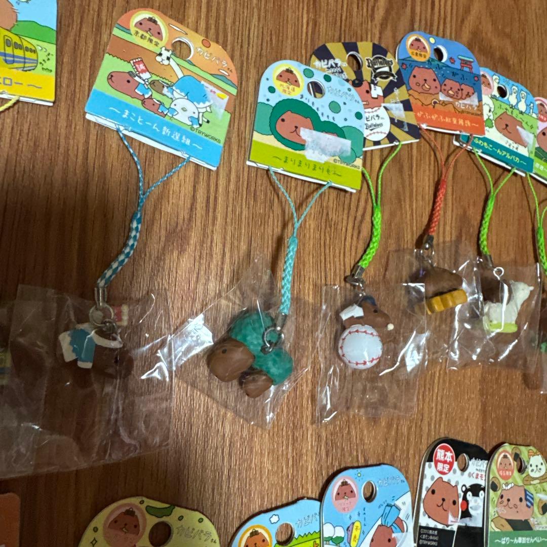 全て新品　カピバラさん♡ご当地根付ストラップ　27個（くまモン/dr.イエロー）