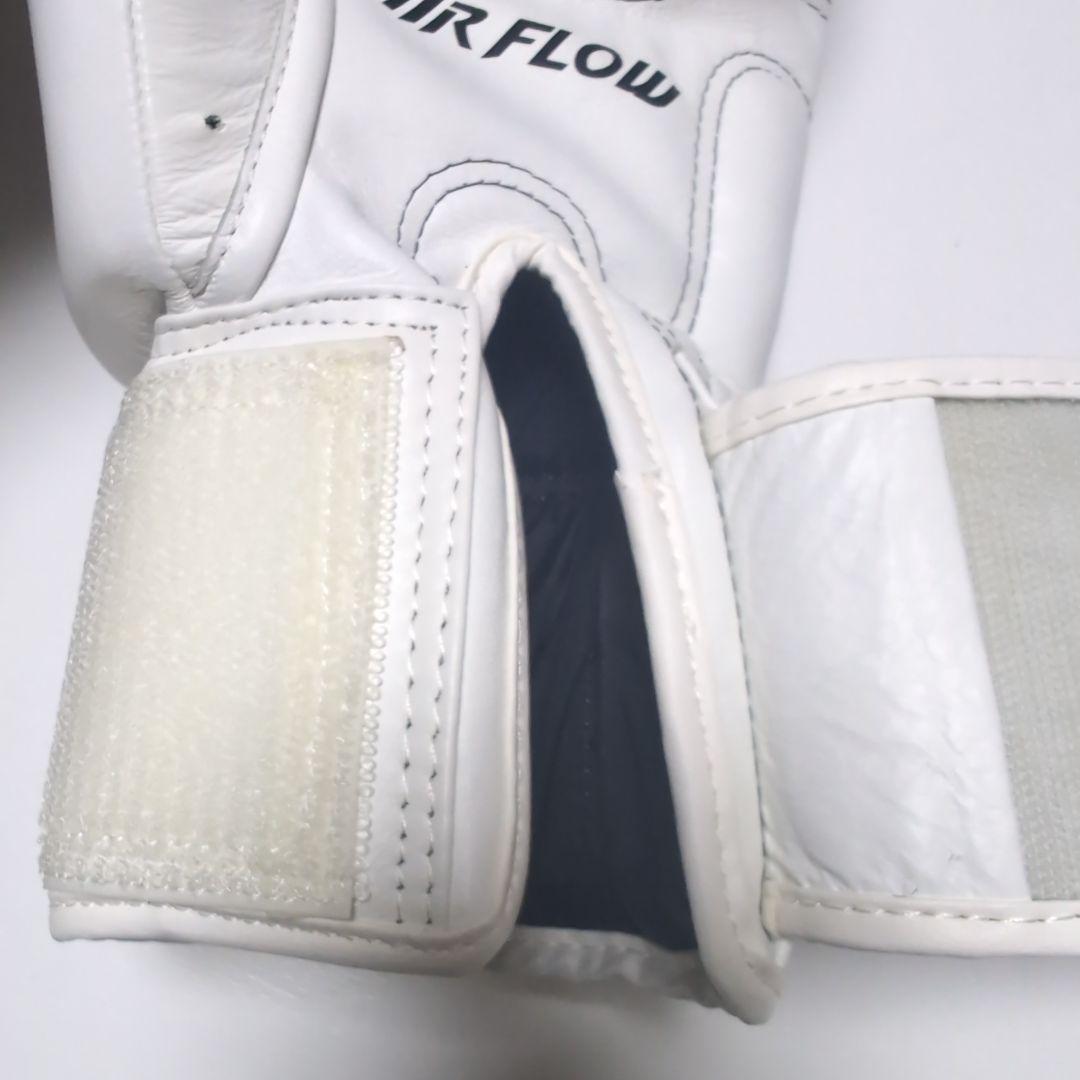 未使用級　TWINS　ツインズ SPECIAL ボクシンググローブ　8OZ　白