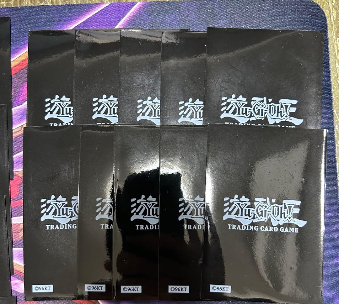 遊戯王　アッパーデック　初期 ロゴ　70枚　海外