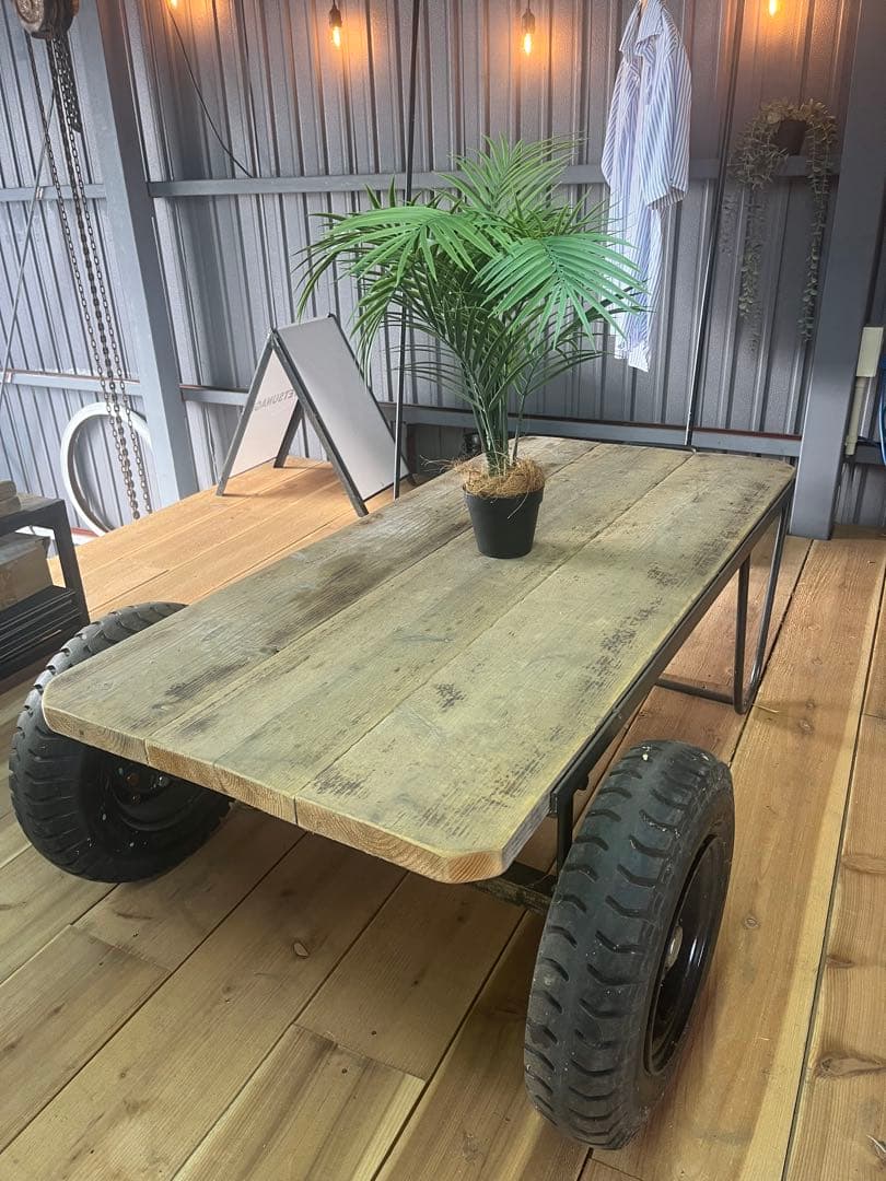 移動式アイアンテーブル　送料込み