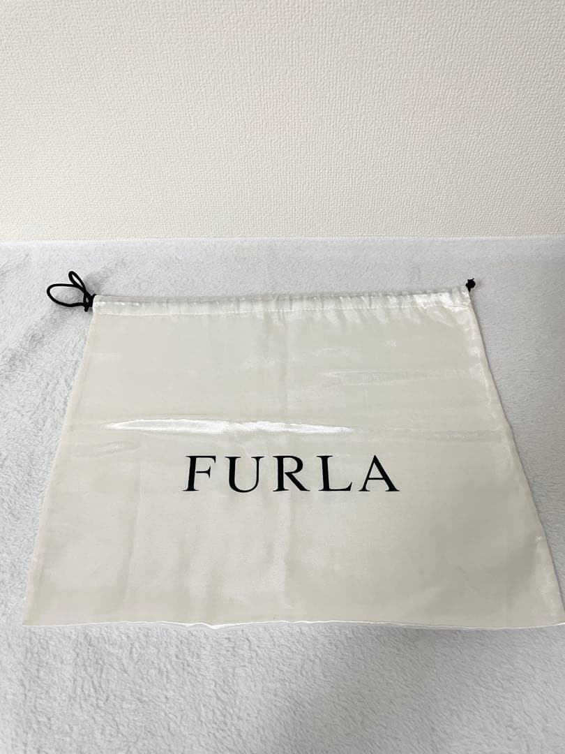 【美品】FURLA miniジルダショルダーバッグ　グレージュ