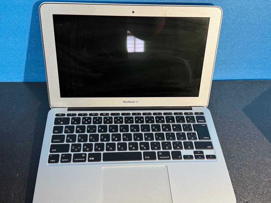 Apple MacBook Air 11インチ (A1370) mc968