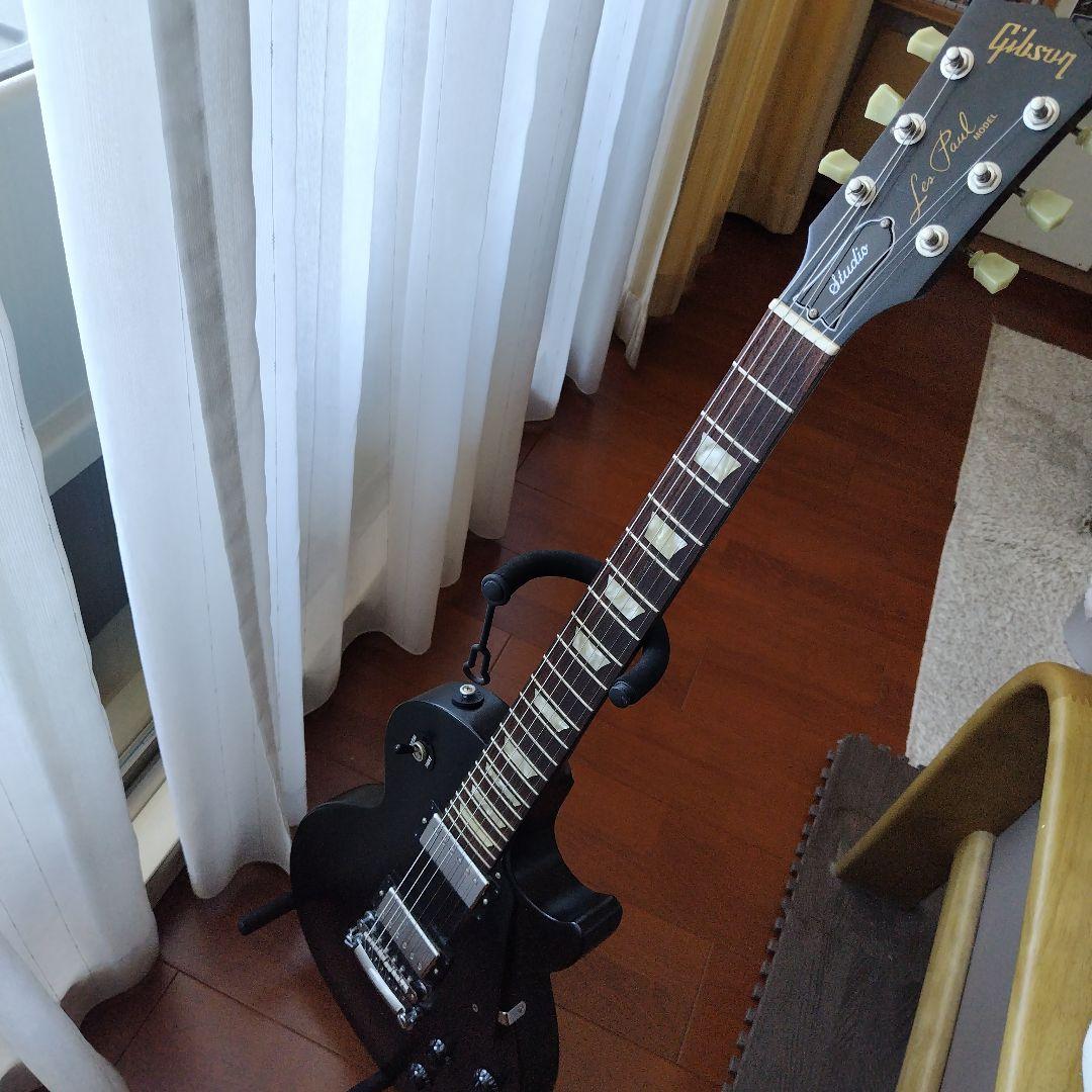 ★激軽　ギブソンレスポール　スタジオ　3.2kg 2009年　ソリッドブラック