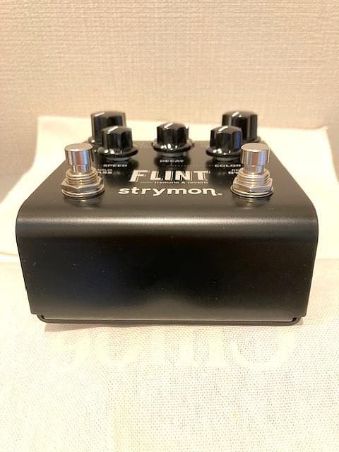 strymon FLINT トレモロ & リバーブ