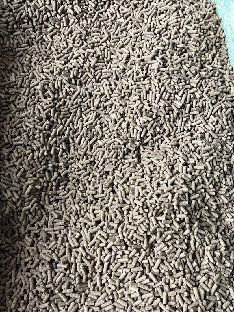 ペレットマシーン新品作動品