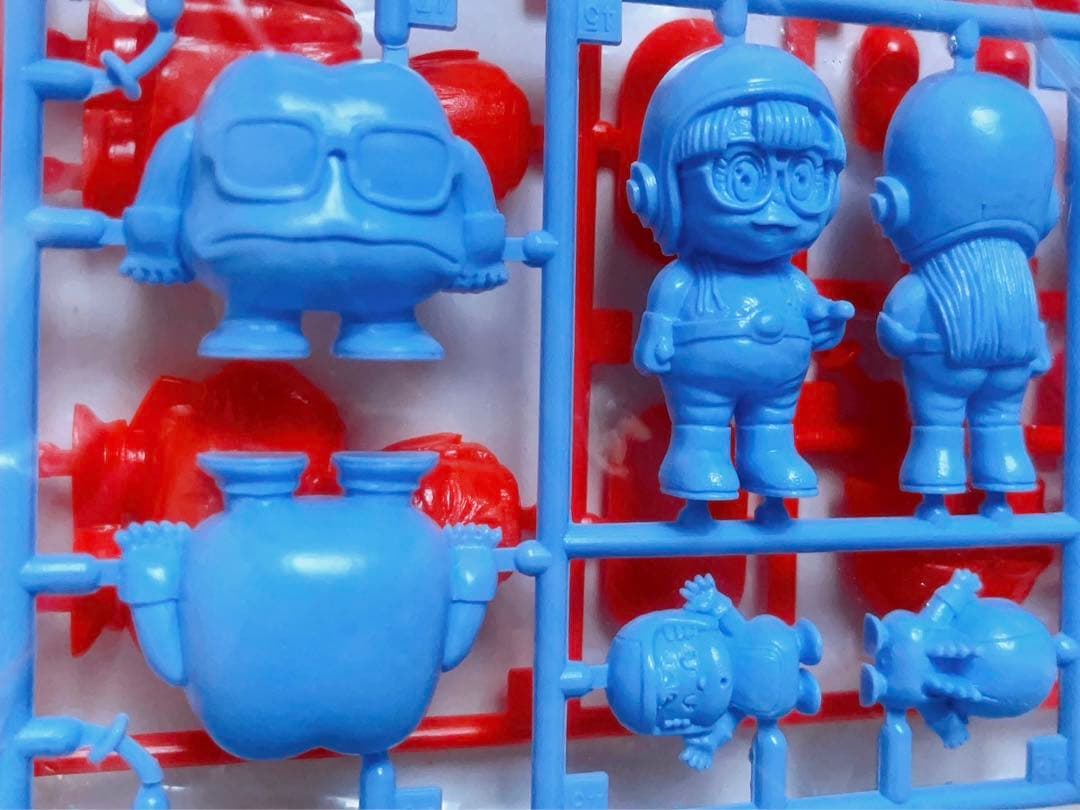 旧バンダイ模型 Dr.スランプ アラレちゃん ペンギン村 ニコチャン大王宇宙船