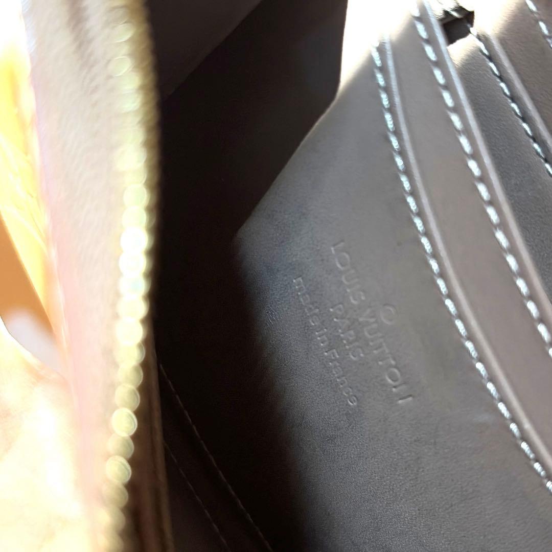 VUITTON ヴィトン　小銭入れ　財布