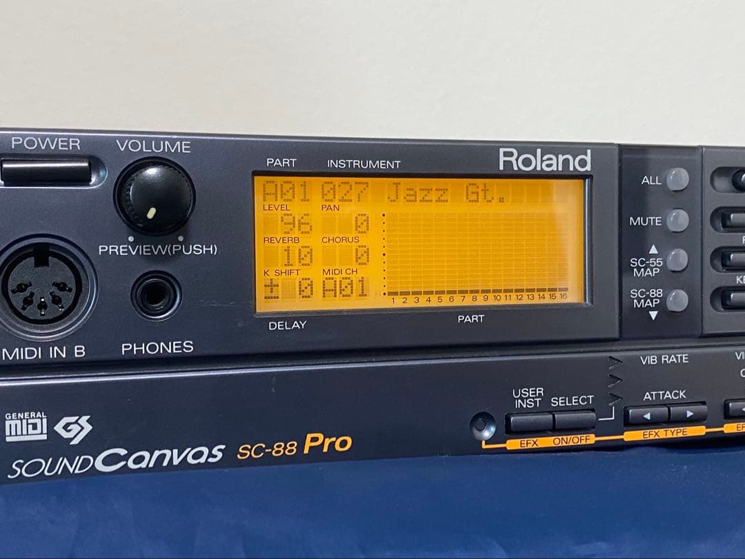 Roland SC-88Pro MIDI音源モジュール 通電確認済み 説明書付